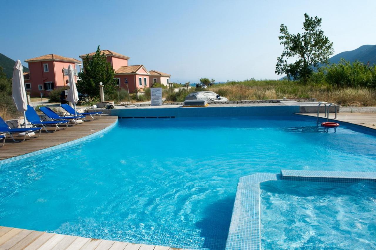 Calypso Luxury Studios Vasiliki Extérieur photo