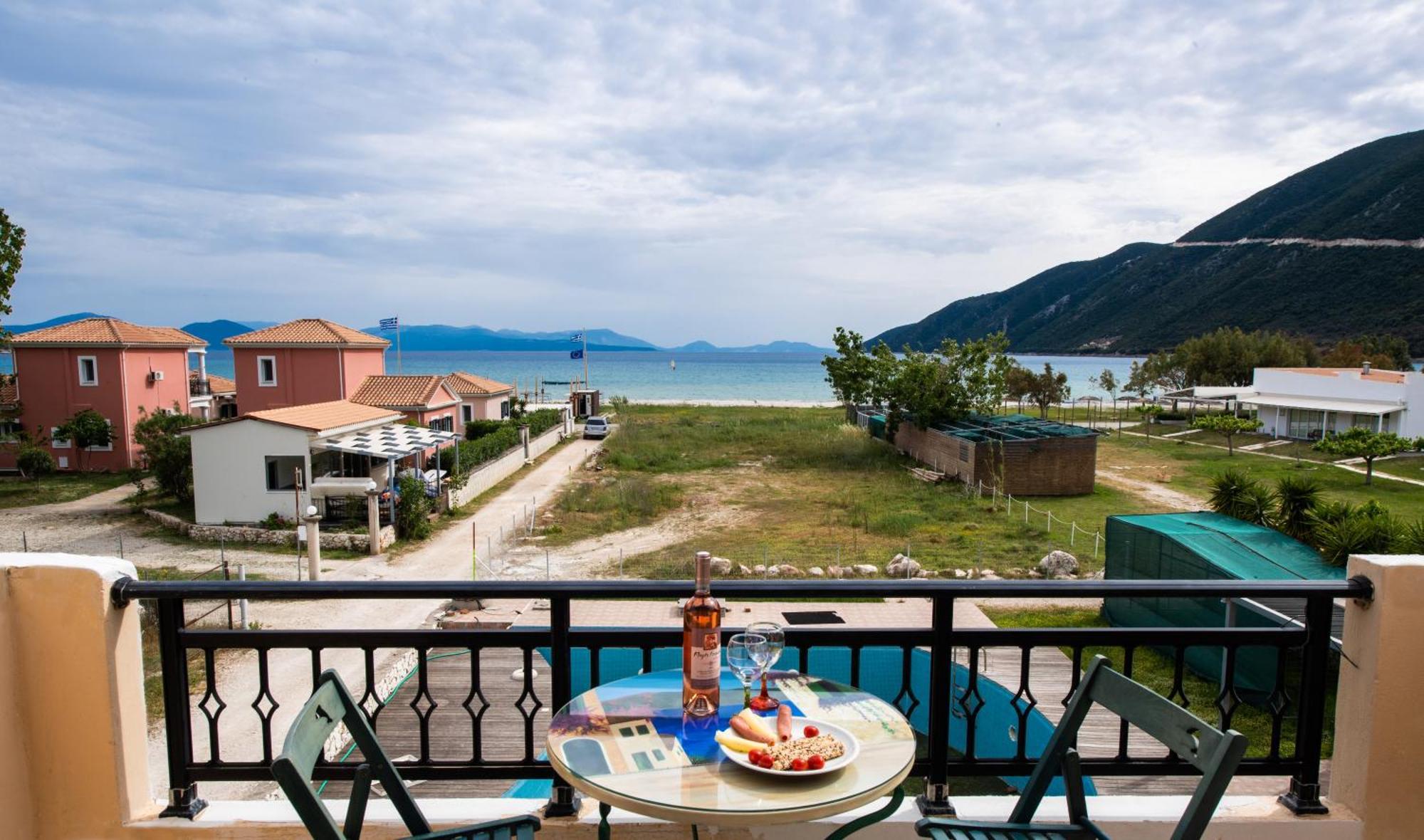 Calypso Luxury Studios Vasiliki Extérieur photo